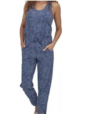 Patagonia Fleetwith Romper Monkey Flower  Current Blue One Piece Size XS